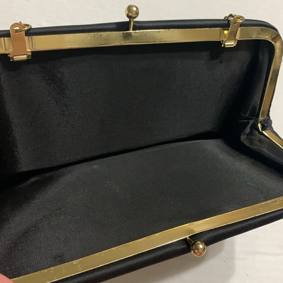 THE LITTLE BLACK BAG … - Picture 4 of 4